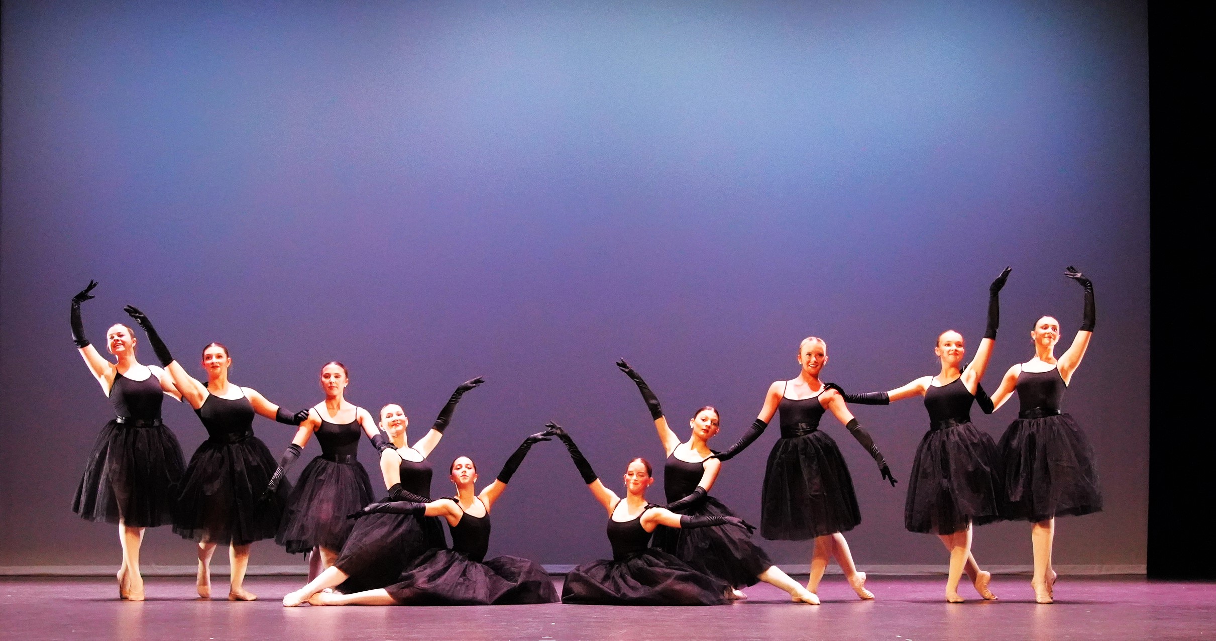 Advanced ballet dancers at Southern Oregon Dance Center